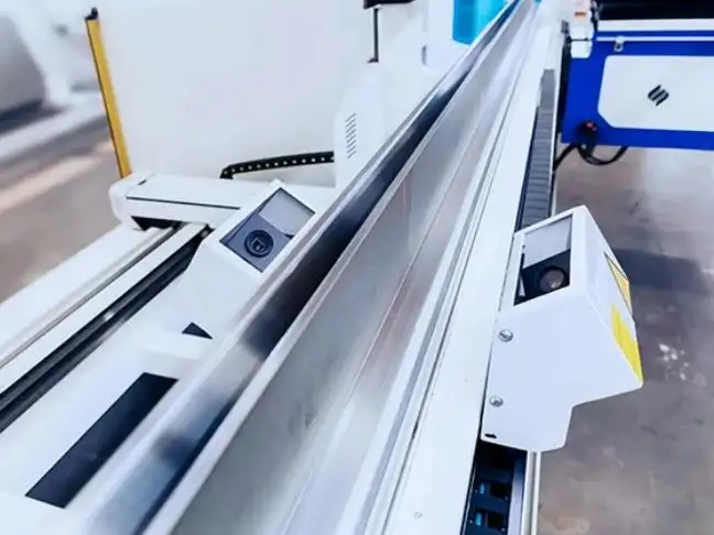 Esportatore mondiale di freni a pressione CNC