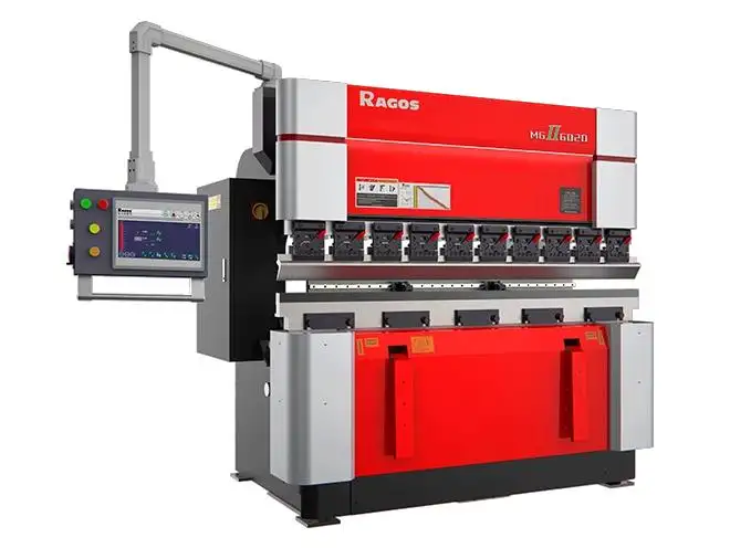 Produttore di macchine per piegare lamiere metalliche