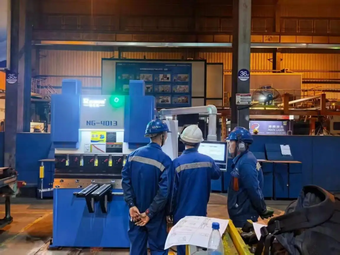 Freno a pressa CNC elettrico