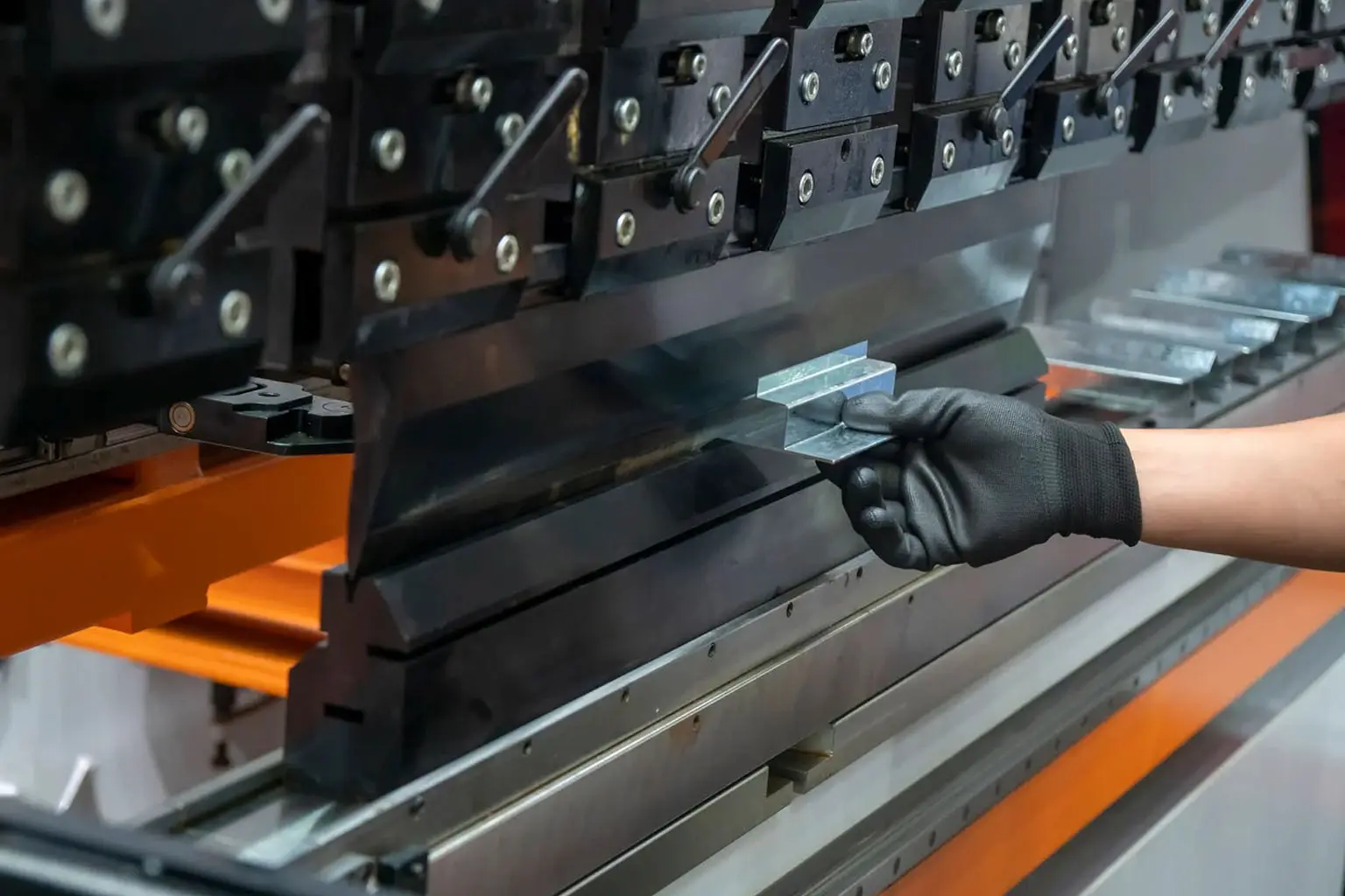 Best CNC Hydraulic Press Brake Solutions in 2026: A Comprehensive Guide